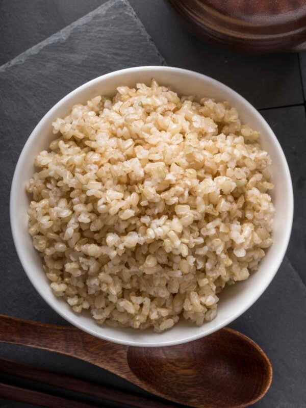 It’s well known that brown rice is more nutritious than white rice, but is it keto-friendly? In this post, we’ll cover everything you need to know about the carb content of brown rice, its nutritional profile, plus an easy way to fit “rice” into a ketogenic diet.