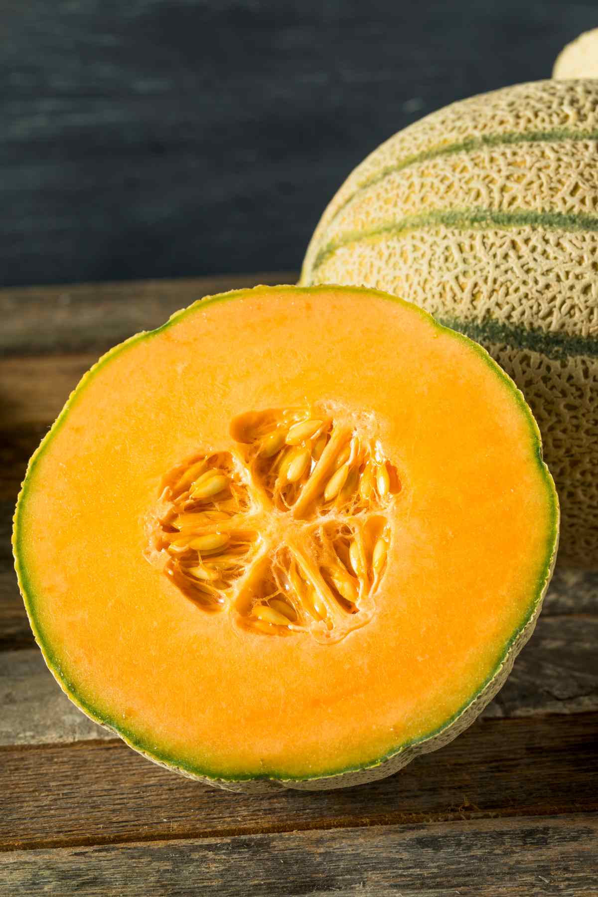 Figuring out what to eat on your keto diet is the first step to ensuring success with your new lifestyle. Is cantaloupe good to eat when you’re following a ketogenic diet? How many carbs does it have? Fruits can be a healthy addition to your keto diet, but the quantity of certain kinds of fruits and the carb count is important to keep in mind.