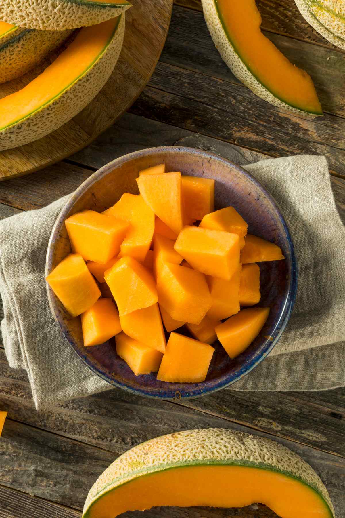 Figuring out what to eat on your keto diet is the first step to ensuring success with your new lifestyle. Is cantaloupe good to eat when you’re following a ketogenic diet? How many carbs does it have? Fruits can be a healthy addition to your keto diet, but the quantity of certain kinds of fruits and the carb count is important to keep in mind.