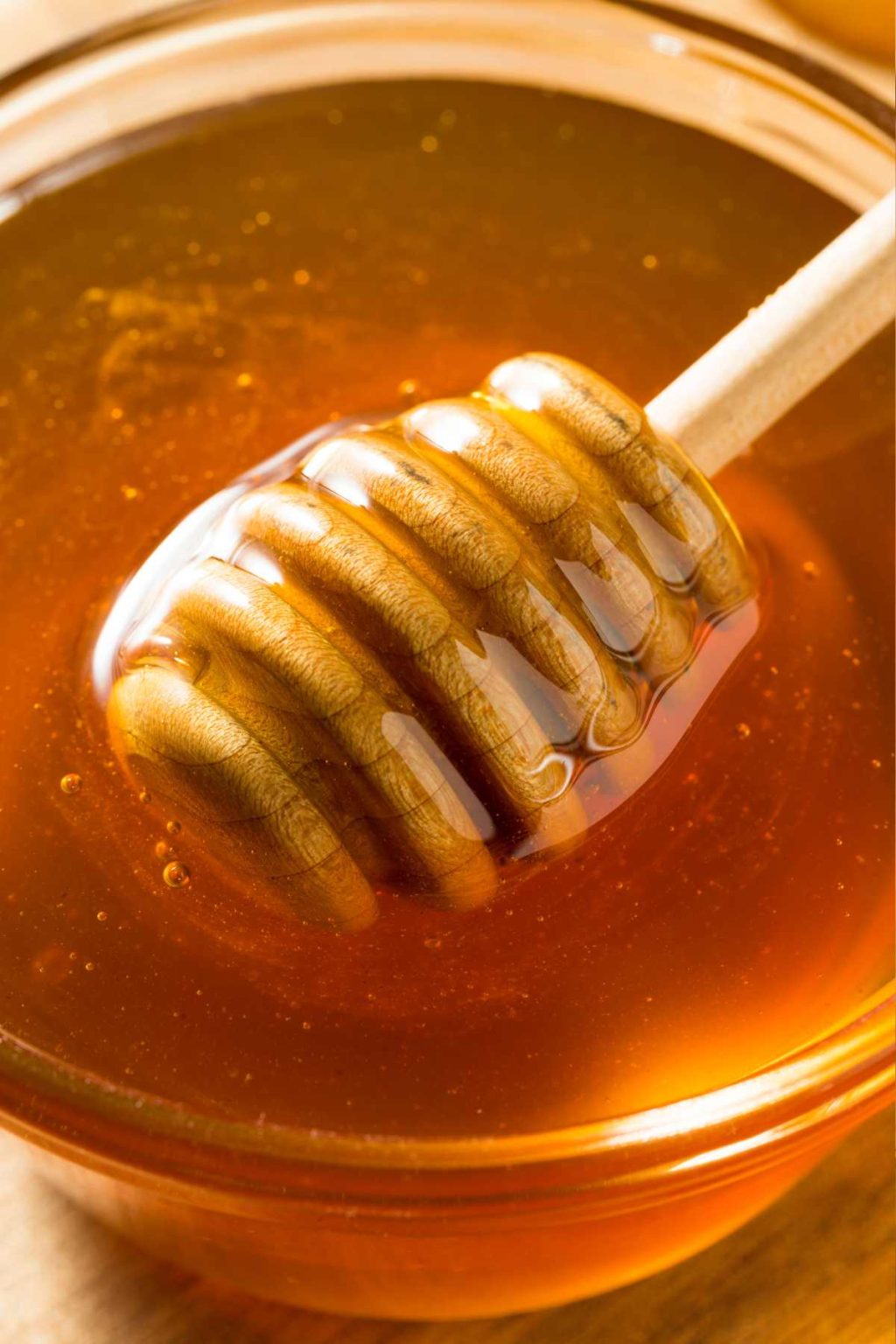 Is Honey Keto and Carbs in Honey (+ Best Keto Honey Substitute
