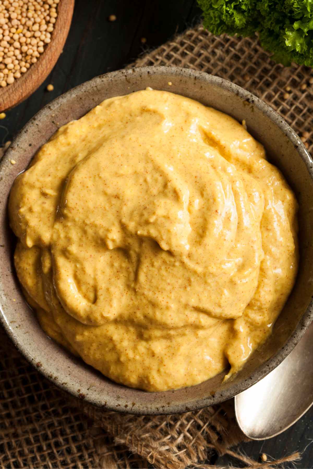 Is mustard keto-friendly? How many carbs are in mustard? For most of us, this is one of our favorite condiments, right? We get it! But what does the nutritional content look like? How much of it is safe to eat on a keto diet?