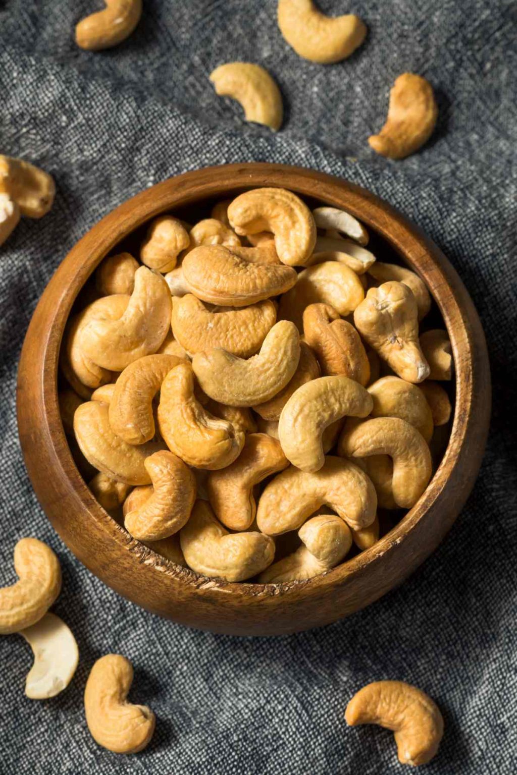 Are Cashews Keto and Carbs in Cashews IzzyCooking