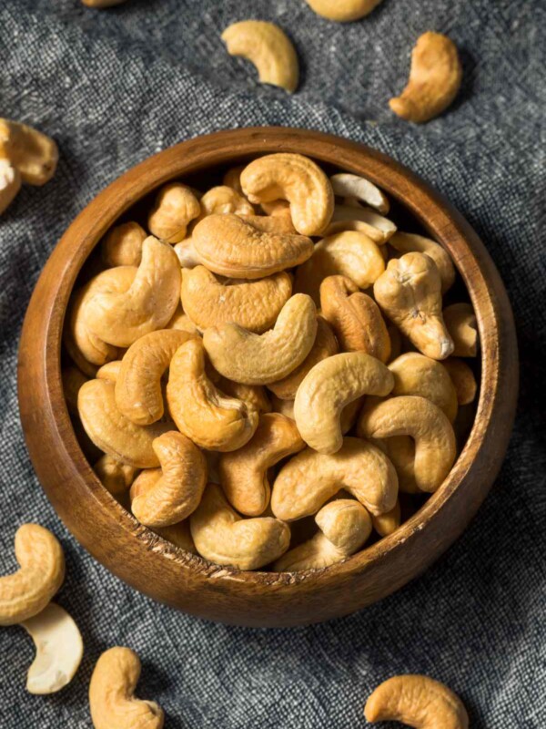 If you are on the keto diet or considering it, you may wonder if cashews are a good choice for your diet. In this post, you’ll learn everything about this delicious nut, whether cashews are keto-friendly, how many carbs are in cashew nuts, and their health benefits and best keto substitutes.