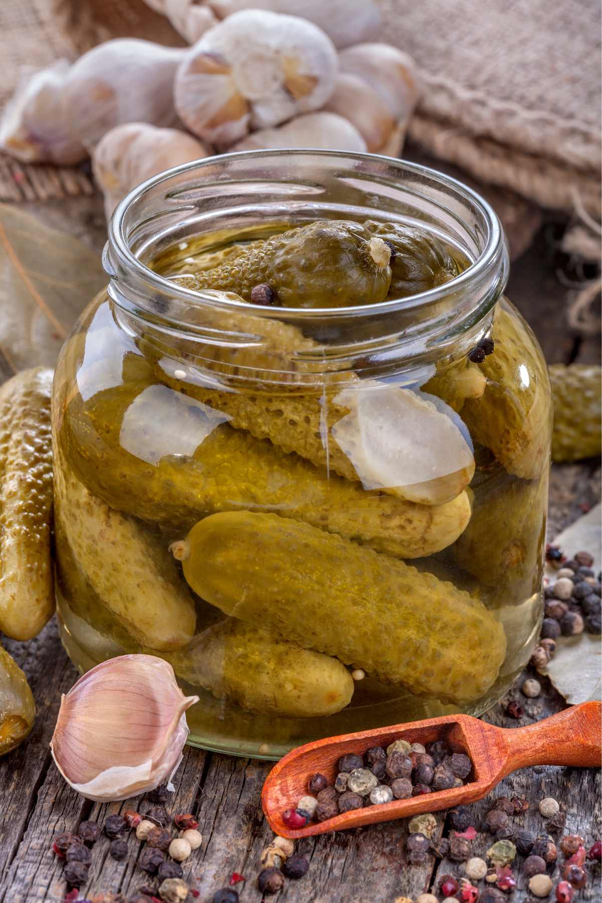 Are pickles keto-friendly? How many carbs are in pickles? If you are following the keto diet, you may wonder, whether you can eat pickles. In this post, we'll explore carbs in different types of pickles and share with you some keto-friendly ways to incorporate pickles into your diet.