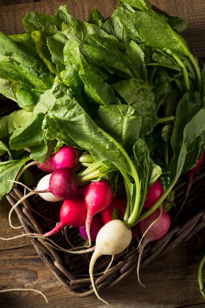 Can you eat radishes on keto? How many net carbs are in radishes? If you’re wondering whether you can incorporate radishes into your keto diet, you’ve come to the right place. In this post, we’ll look at the nutritional value of radishes and share with you some of our favorite keto radishes.