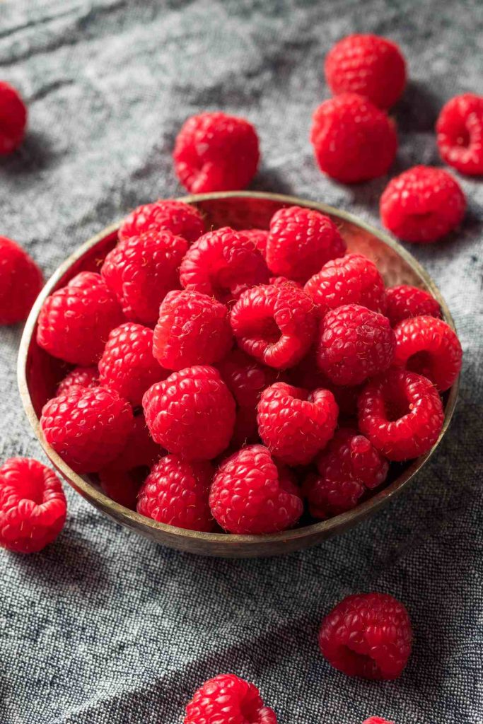 Carbs In Raspberries And Best Keto Raspberry Recipes IzzyCooking