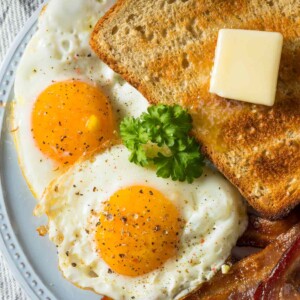 Air Fryer Fried Eggs are a quick and easy way to make perfectly fried eggs. While many people associate air fryers with crispy fries and crunchy snacks, they are also incredibly versatile when it comes to preparing breakfast items, such as the classic fried egg.