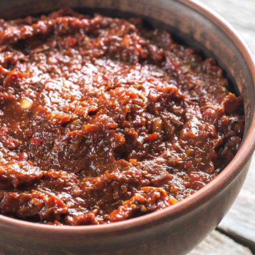 Homemade Chipotle Peppers in Adobo Sauce - IzzyCooking