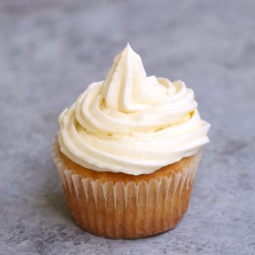 Made with only 4 ingredients and ready in 5 minutes, this is the EASIEST and most delicious cream cheese frosting. It’s easy to pipe and sturdy enough to sit at room temperature for 2 hours.