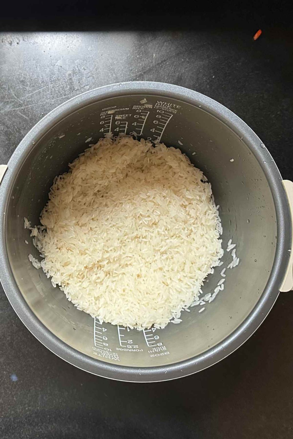 Fluffy Coconut Milk Rice in Rice Cooker