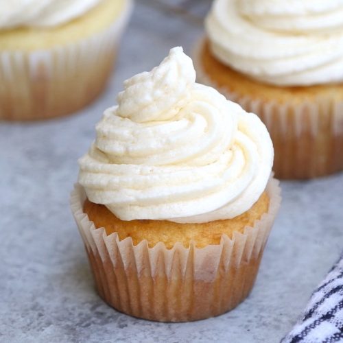 How to Make Frosting without Powdered Sugar (No Icing Sugar, No Eggs ...