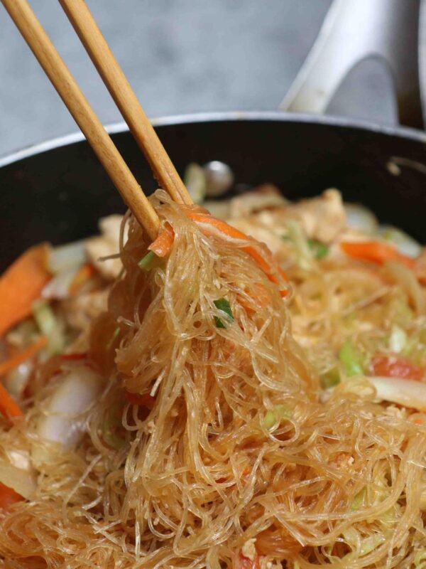 bean thread noodles stir fry recipe with chicken and vegetables